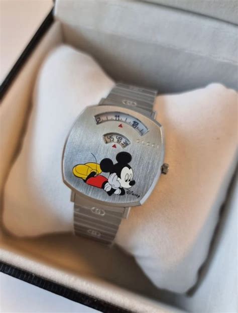 gucci mickey mouse uhr